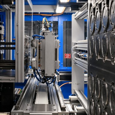 IML (Kalıp İçi Etiketleme) Robot Sistemleri